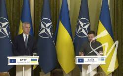 НАТО стоятиме поряд з Україною так довго, як буде потрібно, — Єнс Столтенберг