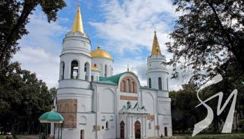 У Чернігові обмежили доступ до трьох храмів УПЦ МП і П'ятницької церкви ПЦУ У Чернігові обмежили доступ до трьох храмів УПЦ МП і П'ятницької церкви ПЦУ