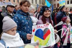 Німеччина продовжила тимчасовий захист для українських біженців до березня 2025 року Німеччина продовжила тимчасовий захист для українських біженців до березня 2025 року