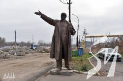У Маріуполі окупанти хочуть встановити пам'ятник Леніну У Маріуполі окупанти хочуть встановити пам'ятник Леніну